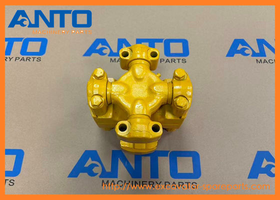 144-15-17101 144-15-00030 1441517100 Universal Joint KOMATSU Bulldozer Spare Parts For D65A D65P