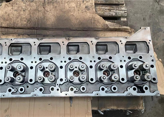 21079397 Tête de cylindre utilisée pour les pièces hydrauliques des excavatrices Vo-lvo TAD1641VE TAD1642GE